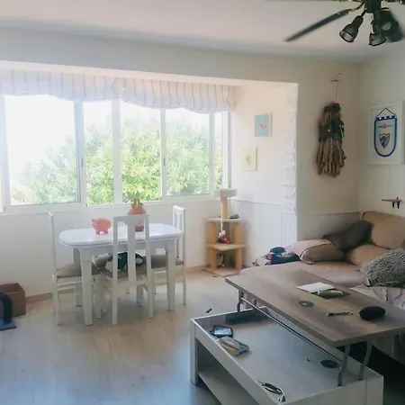 Bonito Apartamento Cerca De Puerto Banus Apartamento *